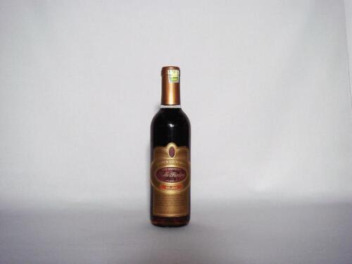 (1) 1996 Brown Brothers Late Harvest Noble Riesling 375ml, VIC
