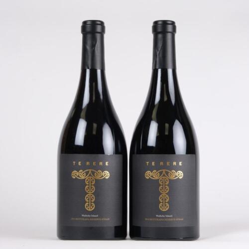(2) 2014 Te Rere Motukaha Reserve Syrah, Waiheke
