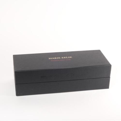 (1) 2006 Martinborough Vineyards Marie Zelie Reserve Pinot Noir, Martinborough