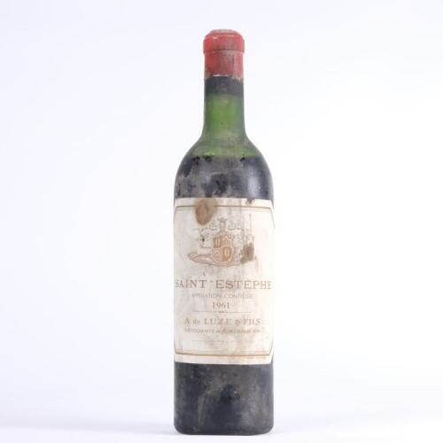 (1) 1961 A. de Luze & Fils, St Estephe