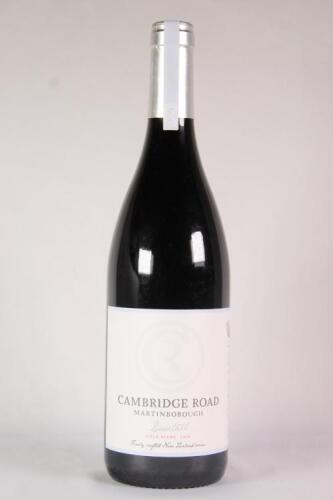 (1) 2010 Cambridge Road Dovetail Field Blend Pinot Noir/Syrah, Martinborough