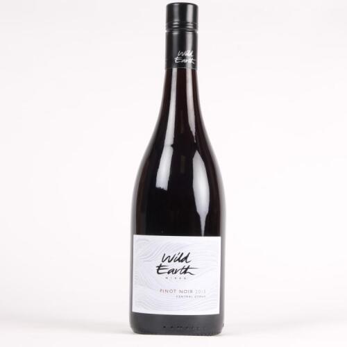 (1) 2015 Wild Earth Pinot Noir, Central Otago