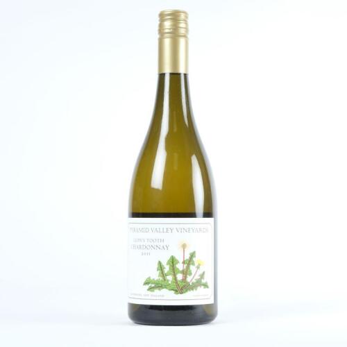 (1) 2011 Pyramid Valley Lions Tooth Chardonnay, Waikari