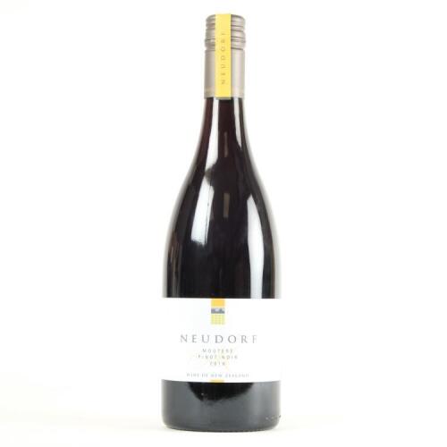 (1) 2015 Neudorf Moutere Pinot Noir, Nelson