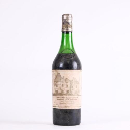 (1) 1974 Chateau Haut Brion 1er Cru Classe, Pessac Leognan