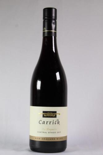 (1) 2017 Carrick The Magnetic Pinot Noir, Bannockburn
