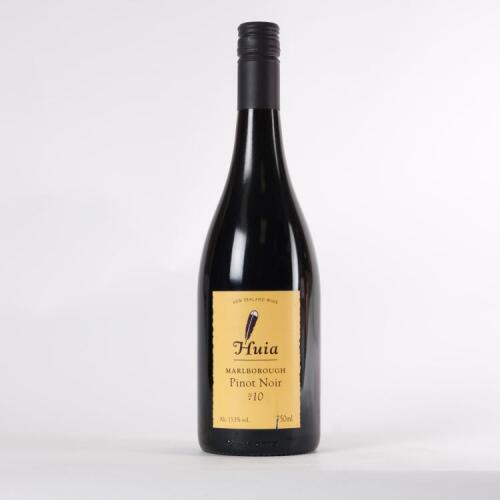 (1) 2010 Huia Pinot Noir, Marlborough