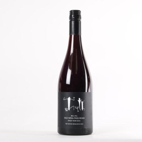 (1) 2016 Bell Hill Old Weka Pass Road Pinot Noir, Waikari