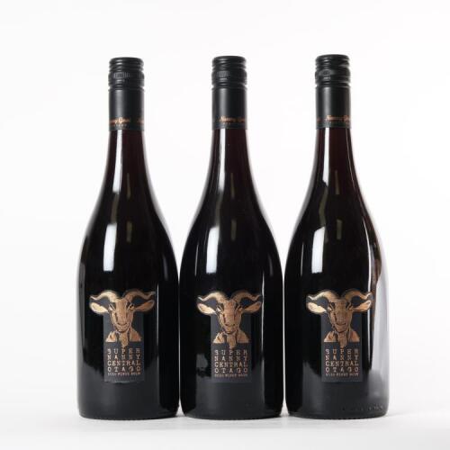 (3) 2015 Nanny Goat Super Nanny Pinot Noir, Central Otago