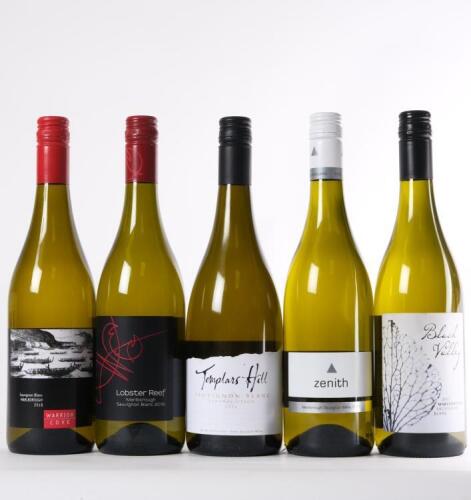 Five bottles of New Zealand Sauvignon Blanc in one lot