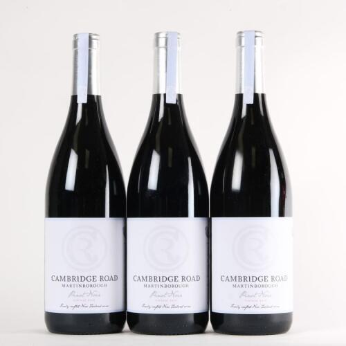 (3) 2010 Cambridge Road Pinot Noir, Martinborough