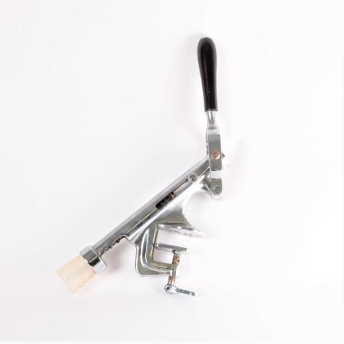 (1) Table/Benchtop mountable cork remover