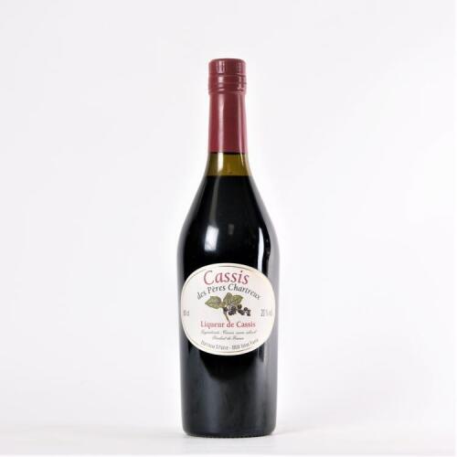 (1)&nbsp;des Peres Chartreux Cassis 500ml 20% abv