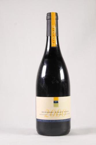 (1) 2000 Neudorf Moutere Pinot Noir, Nelson
