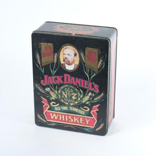 (1) Jack Daniels 2 Glass Gift Set 700ml 45% abv, USA
