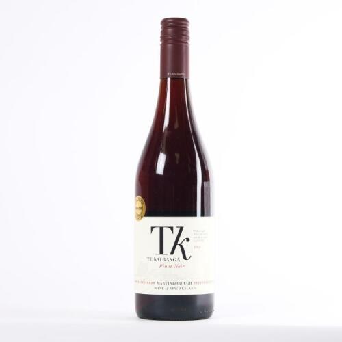 (1) 2018&nbsp;Te Kairanga Estate Pinot Noir, Martinborough