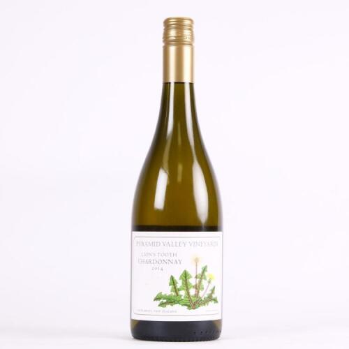 (1) 2014 Pyramid Valley Vineyards Lion's Tooth Chardonnay, Waikari