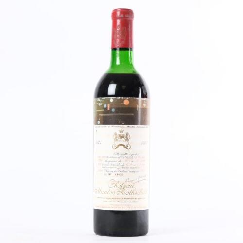 (1) 1971 Chateau Mouton Rothschild 2eme Cru Classe, Pauillac