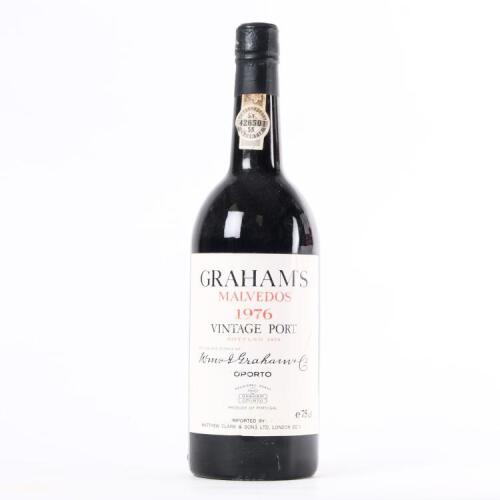 (1) 1976 W & J Graham & Co. Malverdos Vintage Port, Oporto