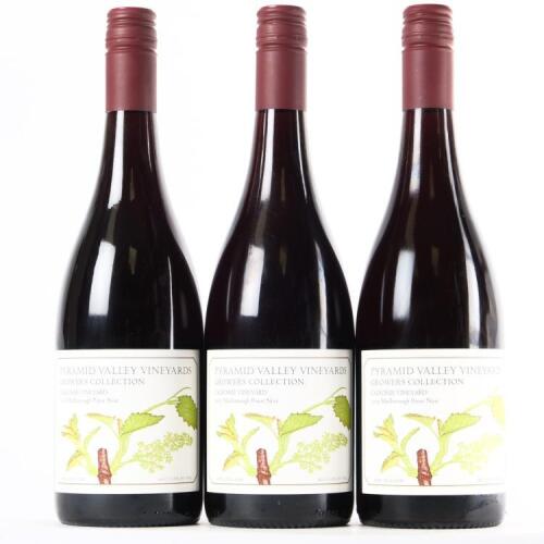 (3) 2015 Pyramid Valley Vineyards Calrossie Vineyard Pinot Noir, Marlborough