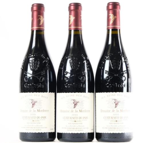 (3) 2008 Domaine de la Mordoree Chateauneuf du Pape La Reine des Bois