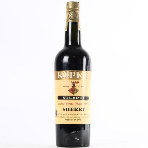 (1) Kopke Solario Very Fine Pale Fino Sherry (circa late 30s early 40s)