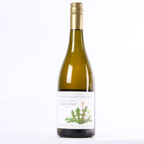 (1) 2010 Pyramid Valley Vineyards Lion's Tooth Chardonnay, Waikari
