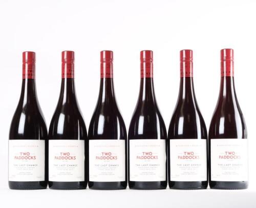 (6) 2015 Two Paddocks The Last Chance Pinot Noir, Earnscleugh