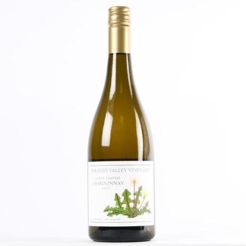 (1) 2011 Pyramid Valley Vineyards Lion's Tooth Chardonnay, Waikari