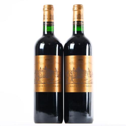 (2) 2010 Chateau d'Issan 3eme Cru Classe, Margaux