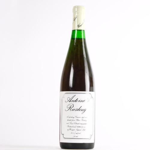 (1) Antoines Riesling/Chardonnay