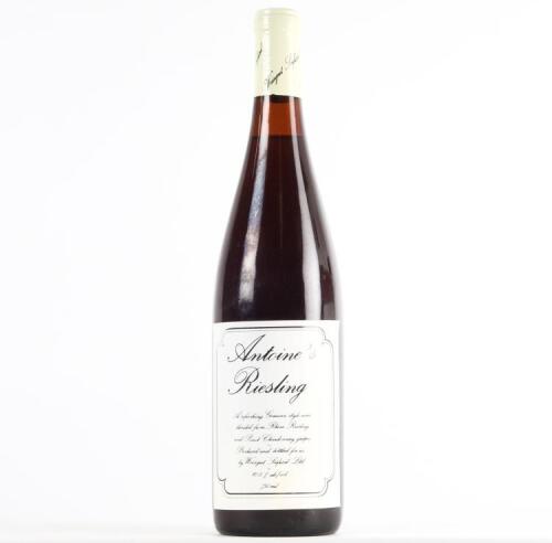 (1) Antoines Riesling/Chardonnay