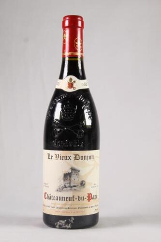 (1) 2007 Le Vieux Donjon Chateauneuf du Pape*