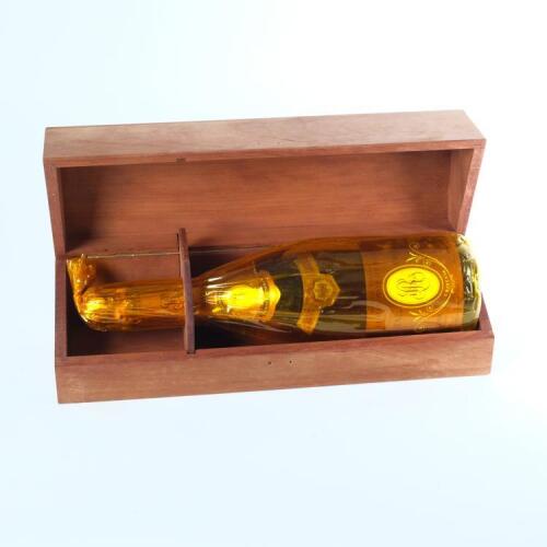 (1) 1985 Louis Roederer Cristal Rose Vintage Brut