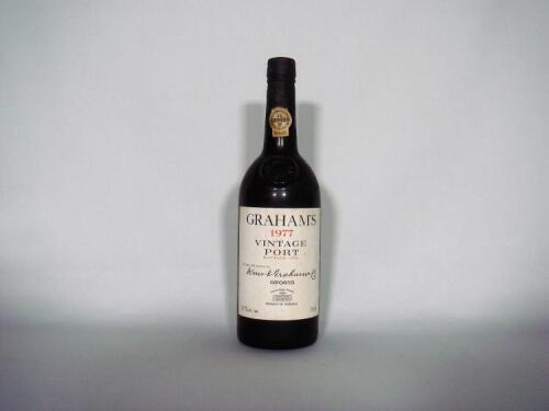 (1) 1977 Graham's Vintage Port, Oporto