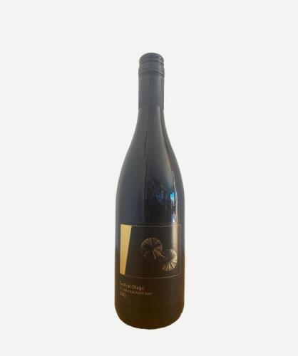 (1) 2003 Central Otago Celebration Pinot Noir Featuring the artwork of Andrew Drummond