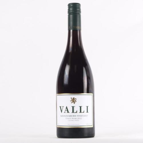 (1) 2022 Valli Pinot Noir, Bannockburn