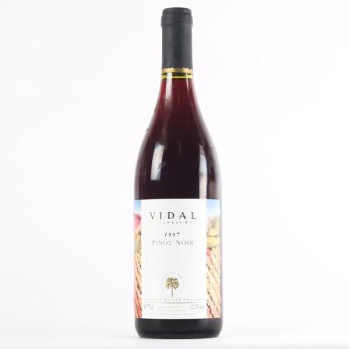 (1) 1997 Vidal Pinot Noir, Hawkes Bay