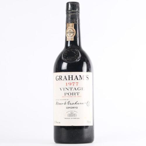 (1) 1977 Grahams Vintage Port, Oporto