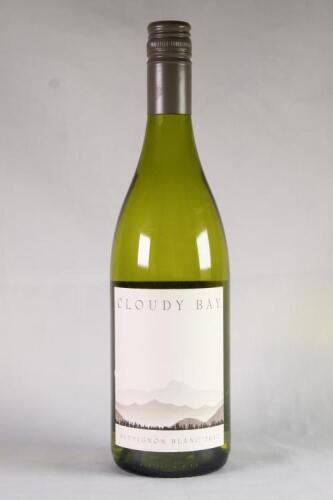 (1) 2012 Cloudy Bay Sauvignon Blanc, Marlborough