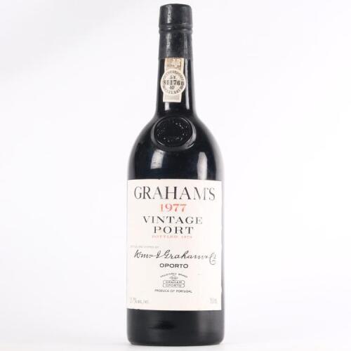 (1) 1977 Graham's Vintage Port, Oporto