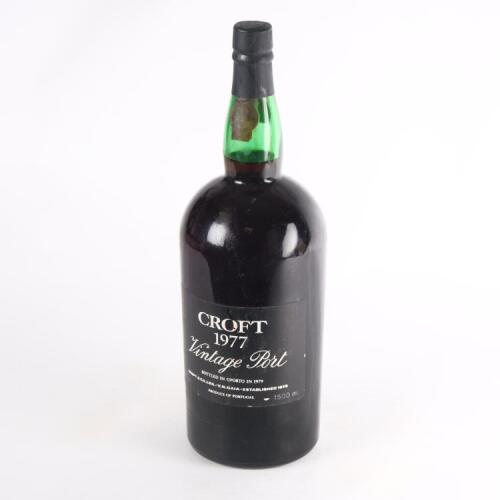 (1) 1977 Croft Vintage Port 1500ml, Oporto