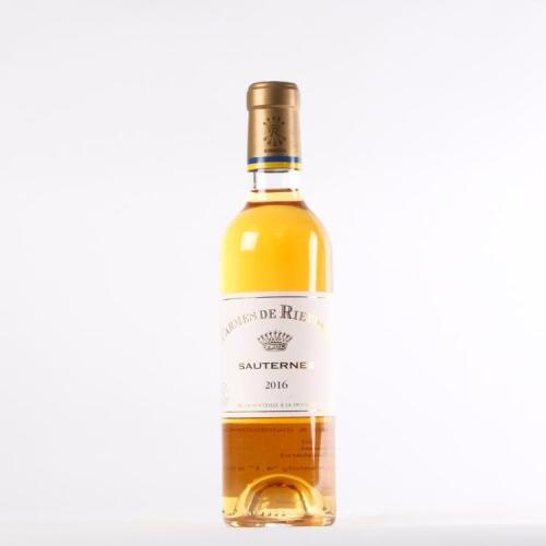 (1) 2016 Carmes de Rieussec 375ml
