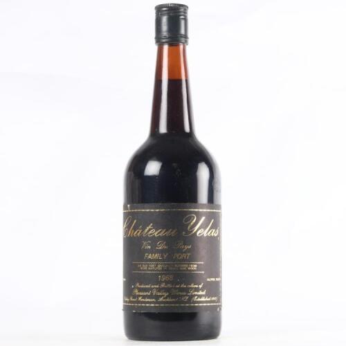 (1) 1986 Chateau Yelas Family Port, Henderson