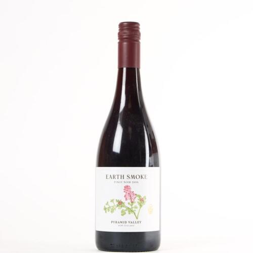 (1) 2016 Pyramid Valley Vineyards Earth Smoke Pinot Noir, Waikari