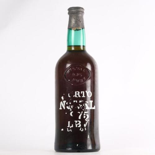 (1) 1975 Quinta do Noval Late Bottle Vintage Port, Oporto