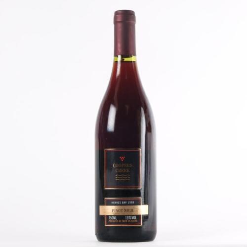 (1) 1998 Coopers Creek Pinot Noir, Hawkes Bay