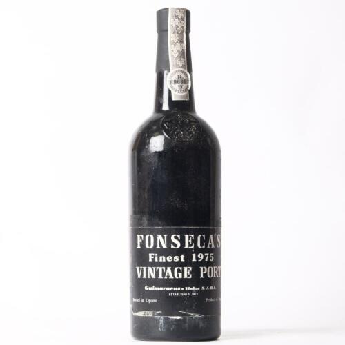 (1) 1975 Fonseca Vintage Port, Oporto