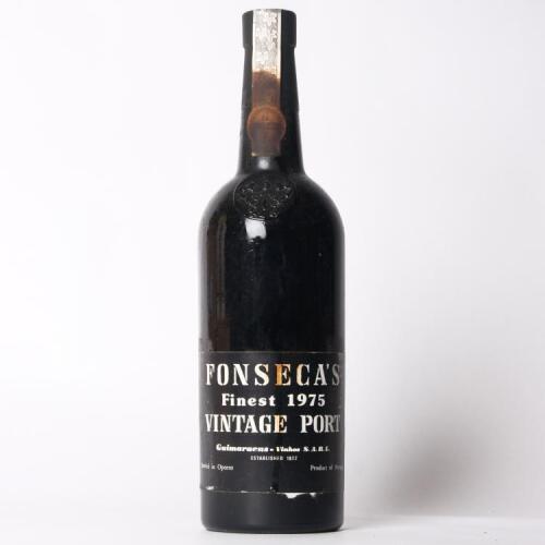 (1) 1975 Fonseca Vintage Port, Oporto