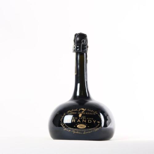 (1) 1962 Seven Cellars 40 Year Old New Zealand Brandy, West Auckland 500ml 46% abv